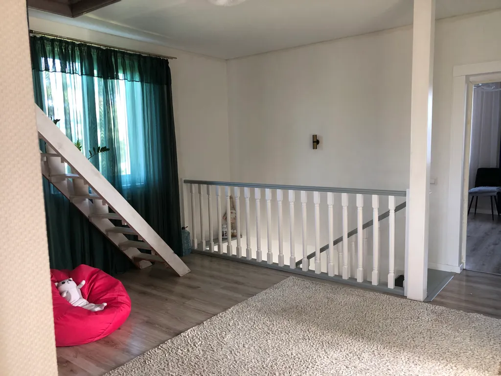 Дом в черте города в тихом дачном обществе