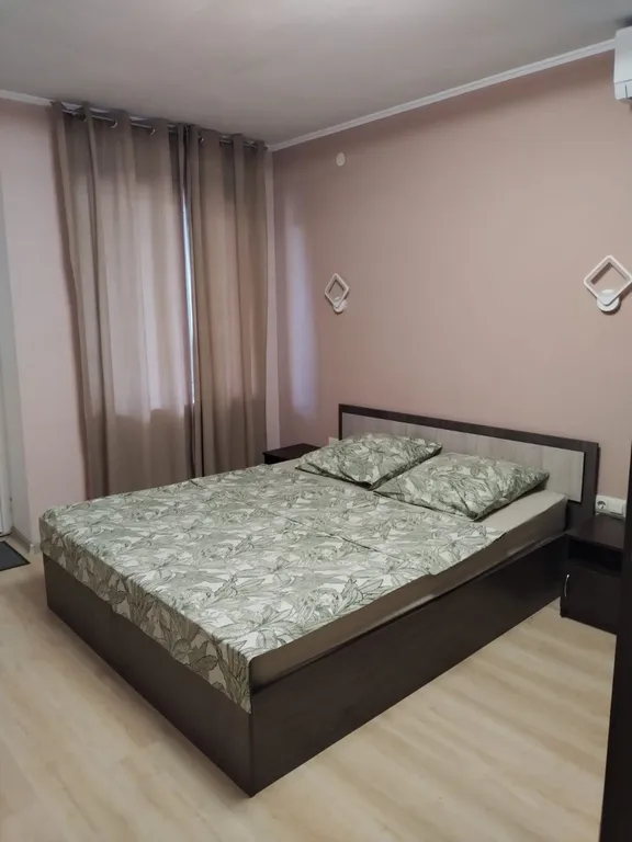 Апартамент 7