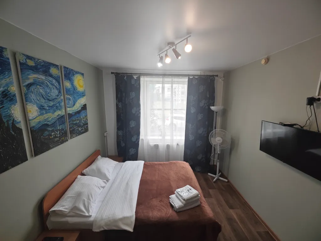 Квартира Уютная комната в Военном городке — аренда посуточно в Юрга