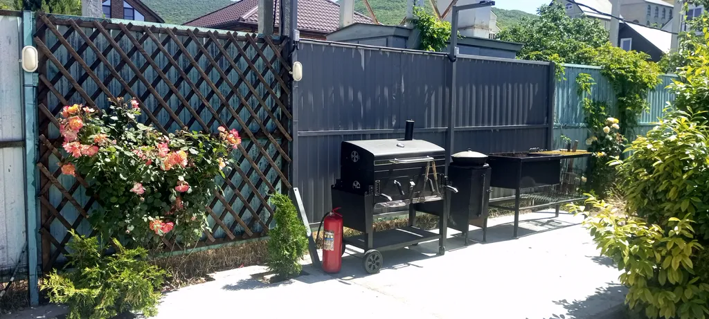 Коттедж Коттедж вилла роза — Южная Озереевка