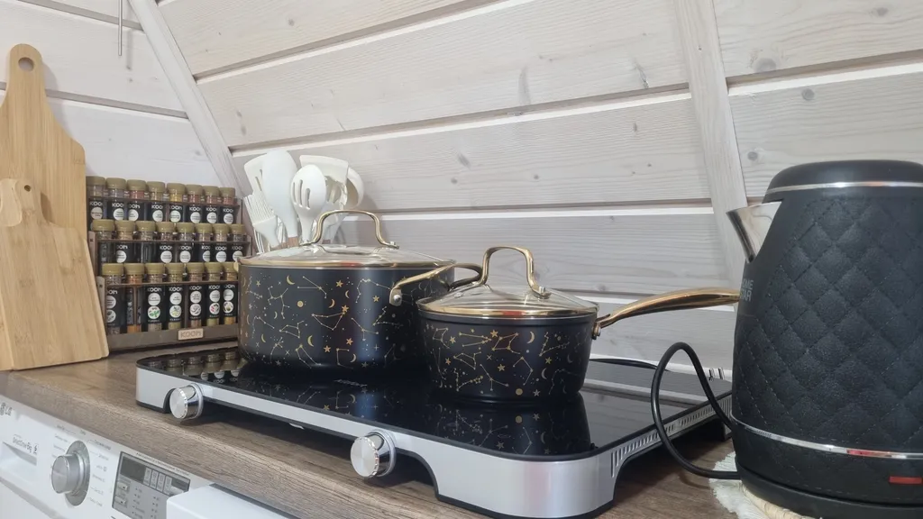 Просторный и уютный А-фрейм Scarlet House