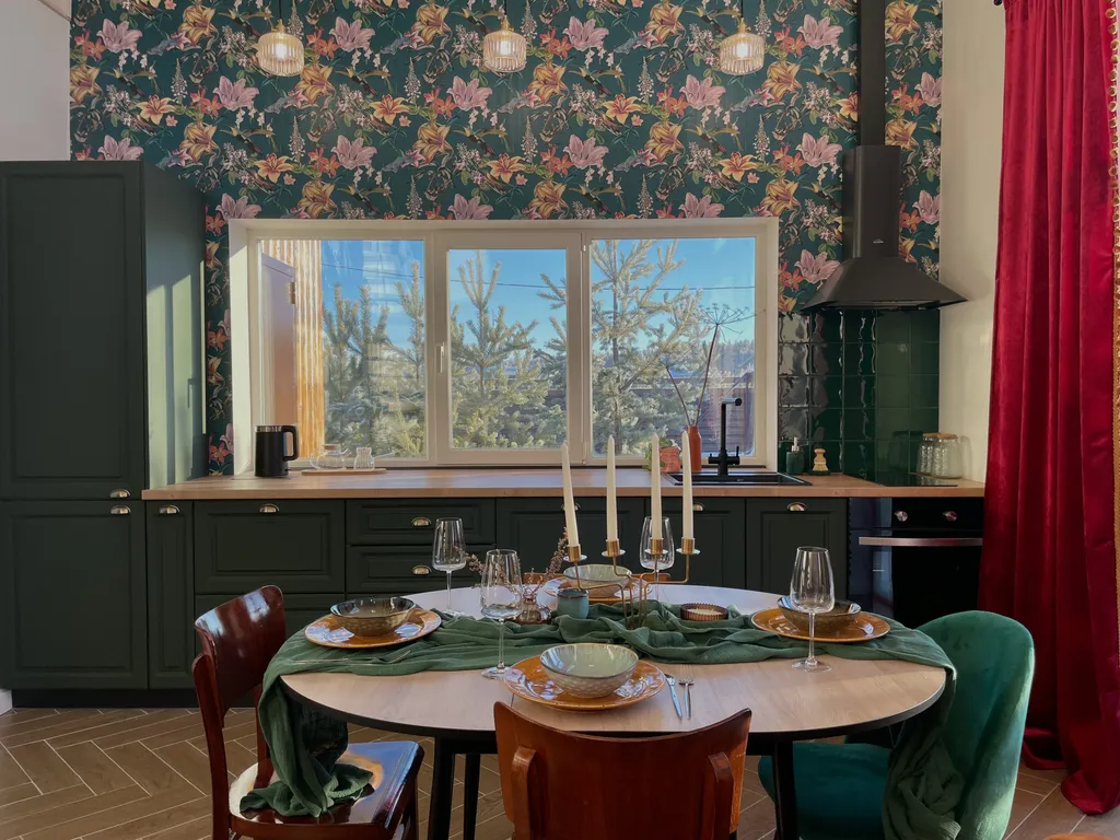 Коттедж Джангл — аренда посуточно в Белоярский