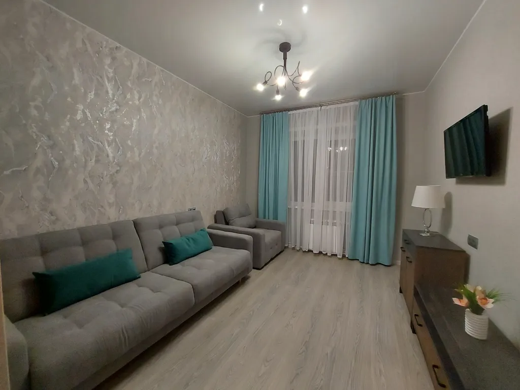 Отличная квартира с ремонтом — аренда посуточно в Архангельск