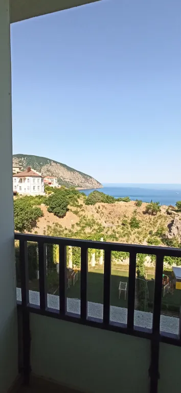 Уютная квартира — аренда посуточно в Гурзуф