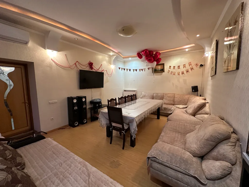 Уютный дом В хорошем районе