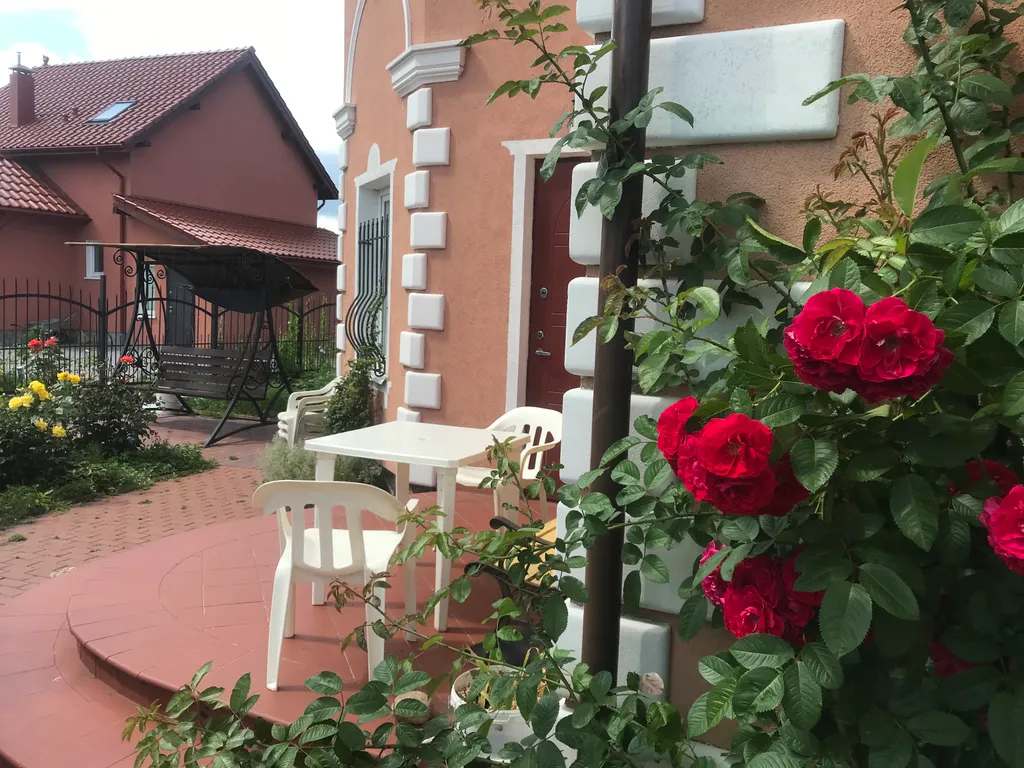 Особняк у моря с баней и бильярдом