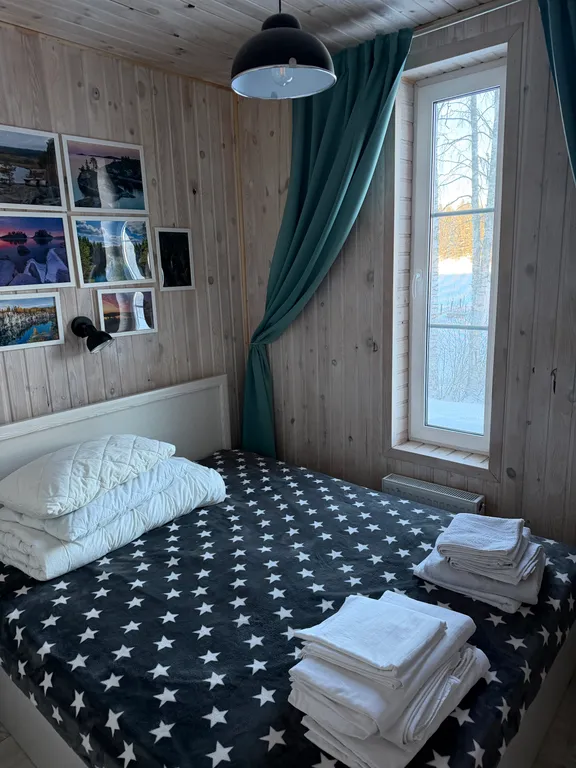 Дом с видом на озеро рядом с Ладожскими шхерами