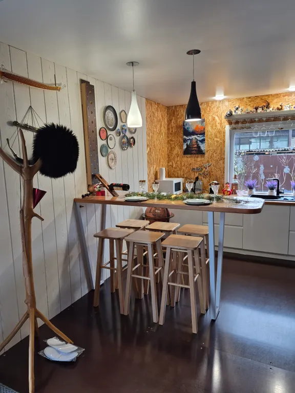 Коттедж FLIGELMUZ (Загородный Музыкальный Флигель). — Северская