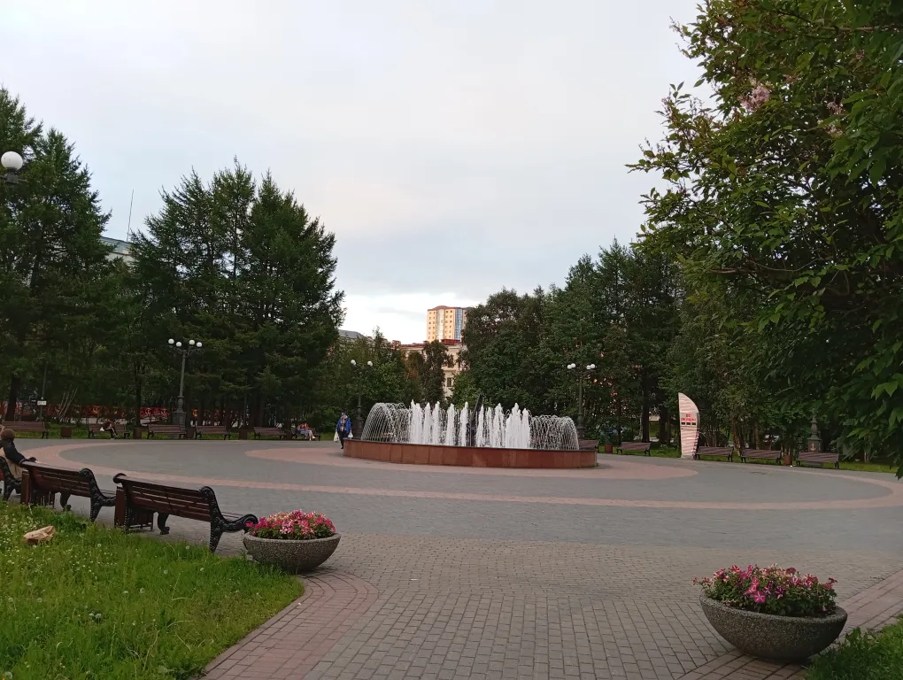 Квартира Уютная, бюджетная 2-комнатная квартира в центре города, с 2 спальнями — Мурманск