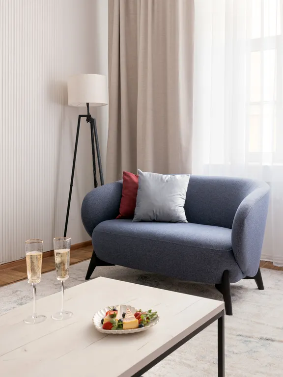 Четверка на Патриках в вишнёвых тонах