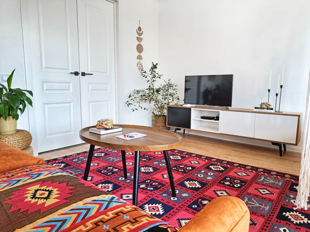 Студия с видом на горы в самом центре