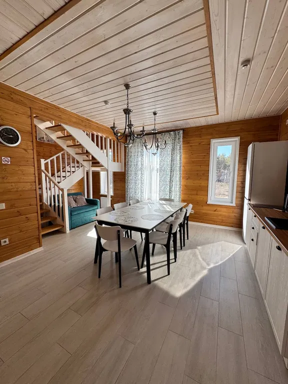 Дом в лесу с баней и видом на Волгу