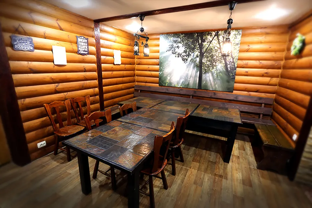 Уютный дом с тёплым бассейном и без подводных камней