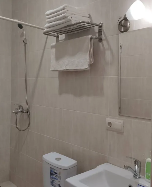 Квартира 2-комнатная Квартира — Геленджик