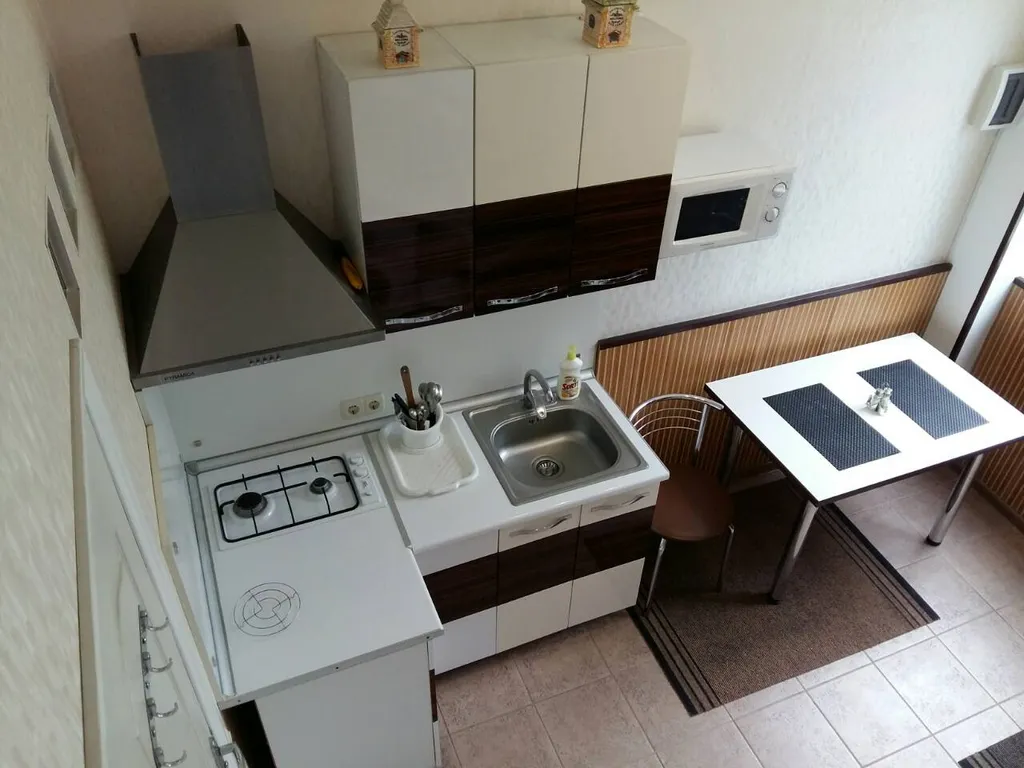 Коттедж Двухэтажный домик около набережной Ялты и Приморского пляжа — Ялта