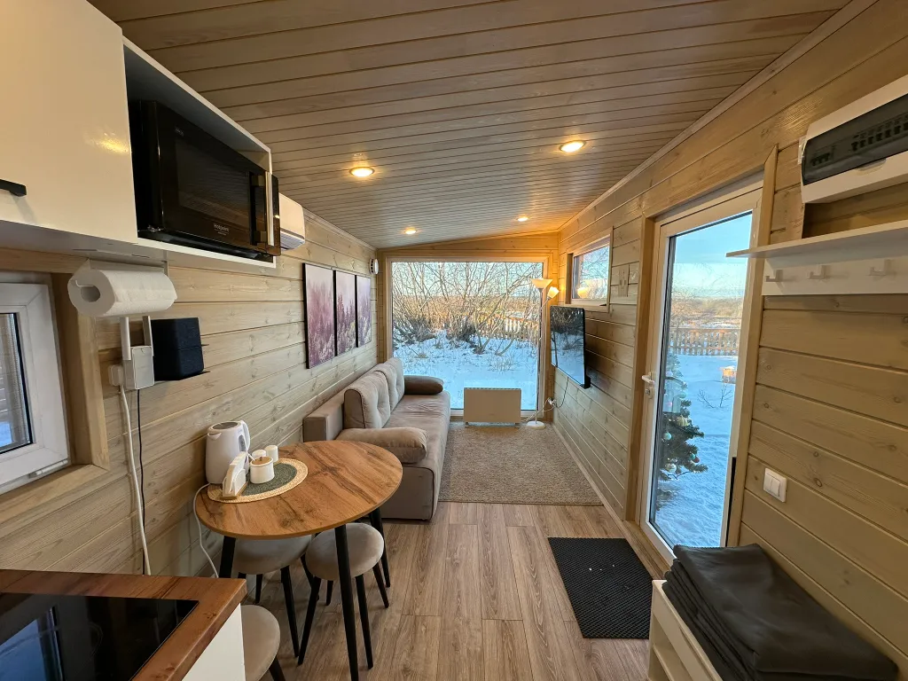 Коттедж Современный дом на самом берегу реки — аренда посуточно в Петушки