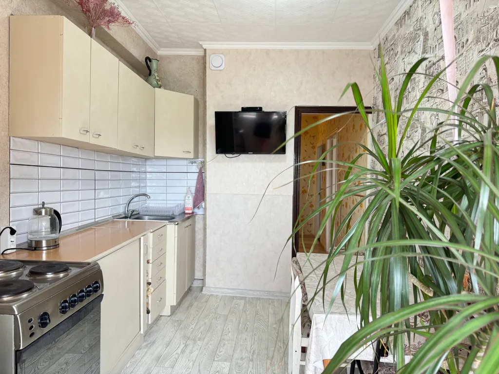 Квартира Двухкомнатная квартира в центре города — Гагра