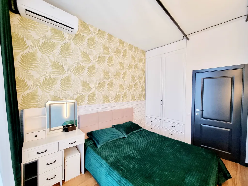 Трёхкомнатная квартира центр