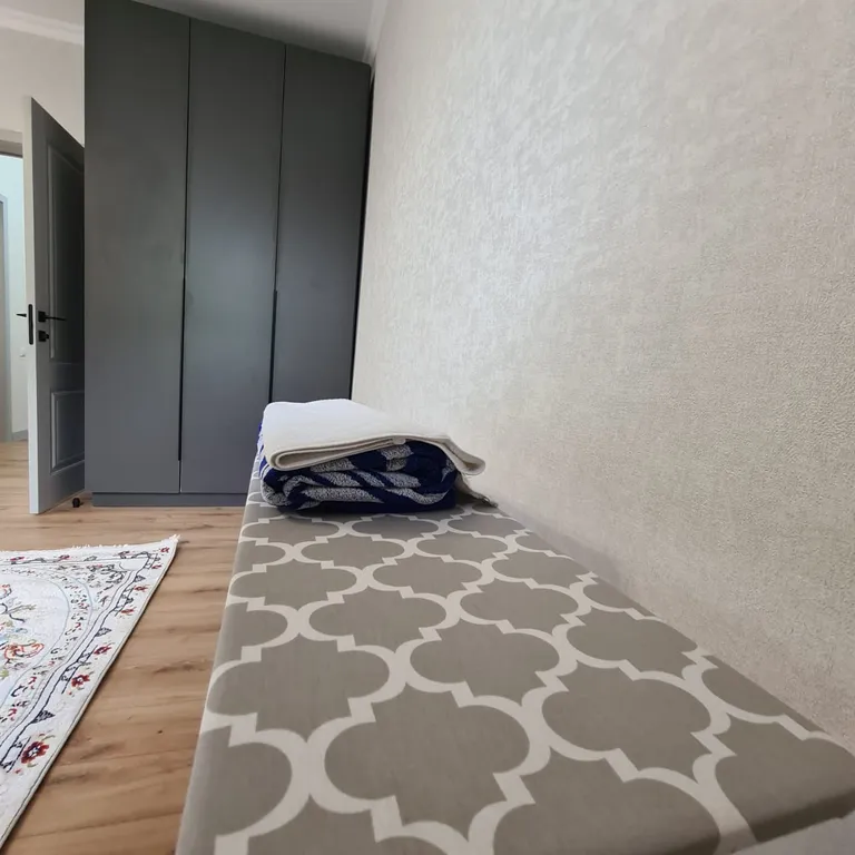 Рядом есть акимат, парки