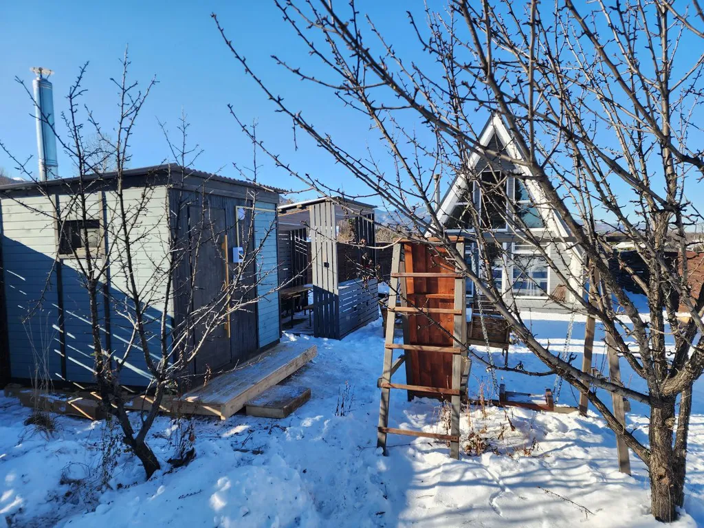 Коттедж с видом на гору — аренда посуточно в Байкальск