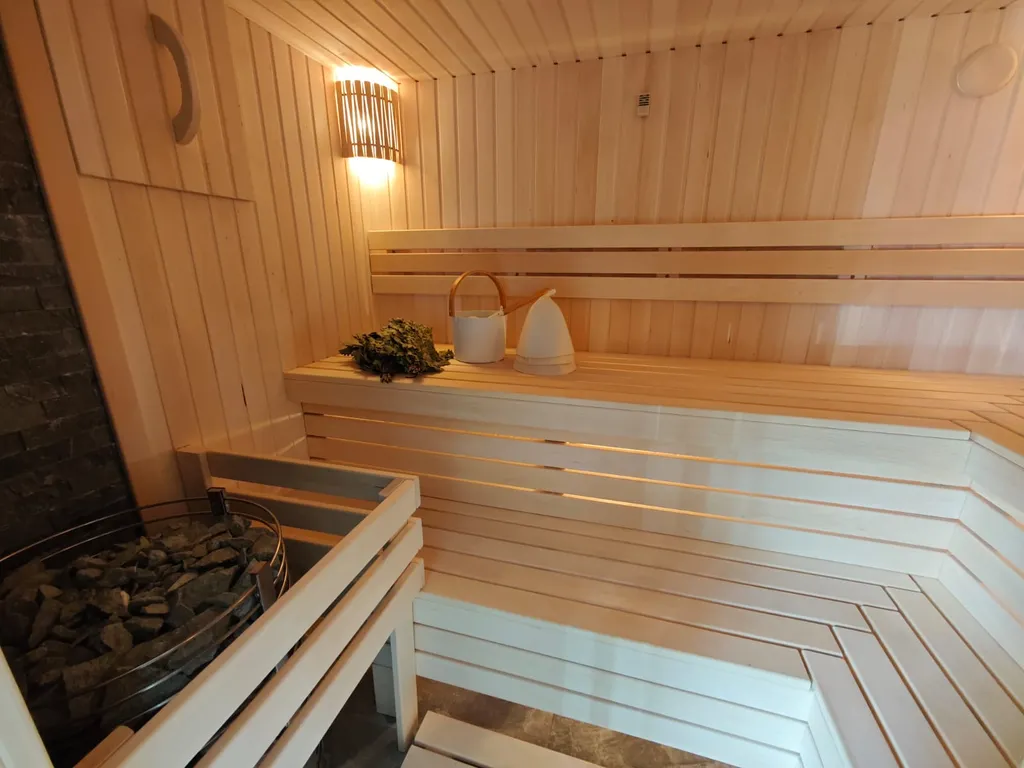 Коттедж с бассейном и баней