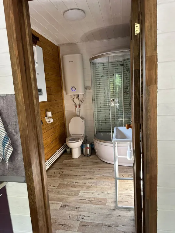 Домик у ручья