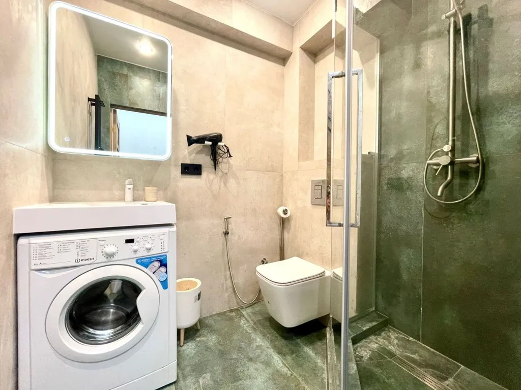 Студия с красивым видом с балкона