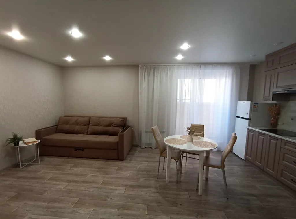 Уютная, просторная квартира с современным ремонтом