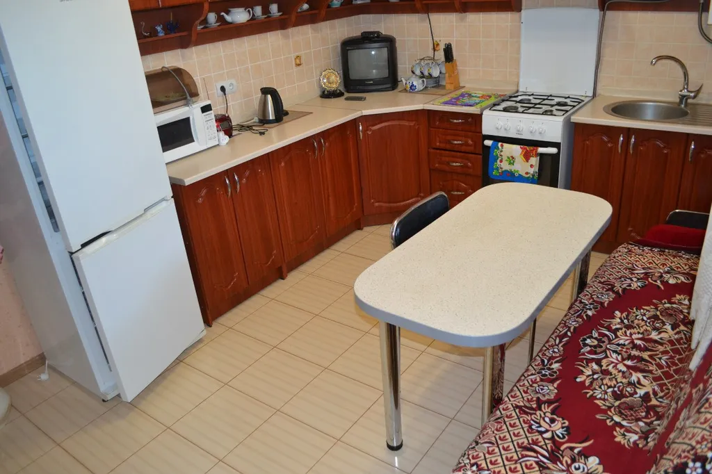 Двухкомнатный дом в санаторной зоне Евпатории