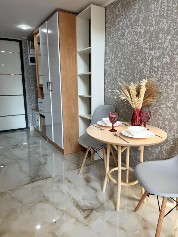 Апартаменты двухуровневые для троих, 3 минуты до пляжа