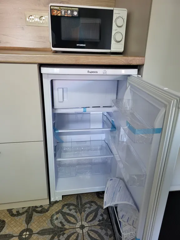 Уютный домик для двоих у озера