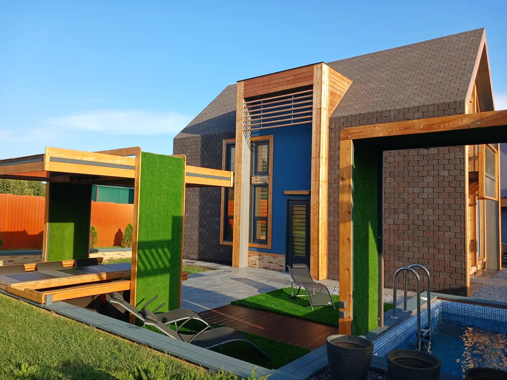 Дом с бассейном