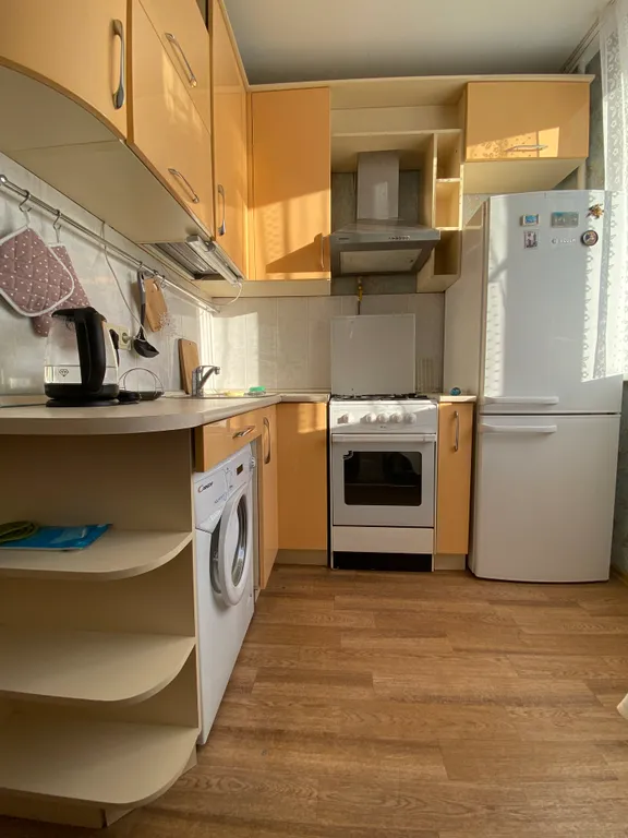 Квартира у бульвара и стадиона в центре города