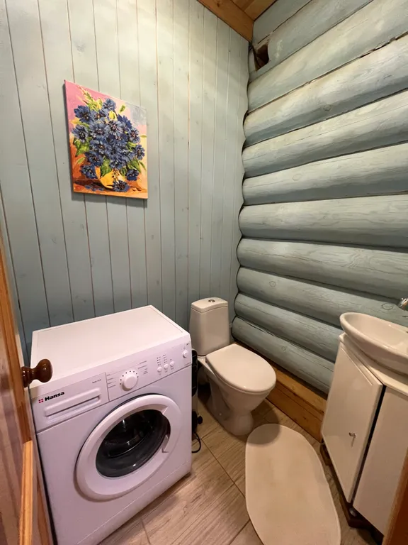 Двухэтажный дом с видом на Галичское озеро