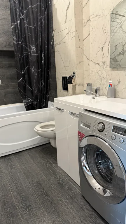 ЖК с охраняемой закрытой территорией большой детской зоной