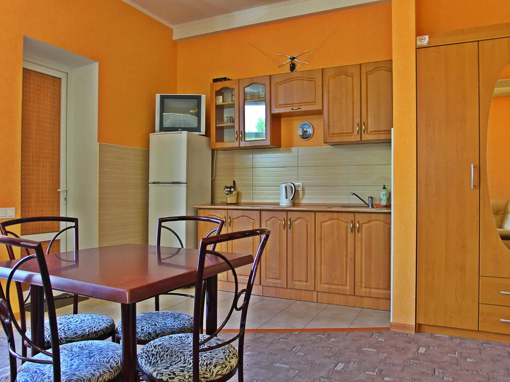 Квартира Семейный номер — аренда посуточно в Ялта