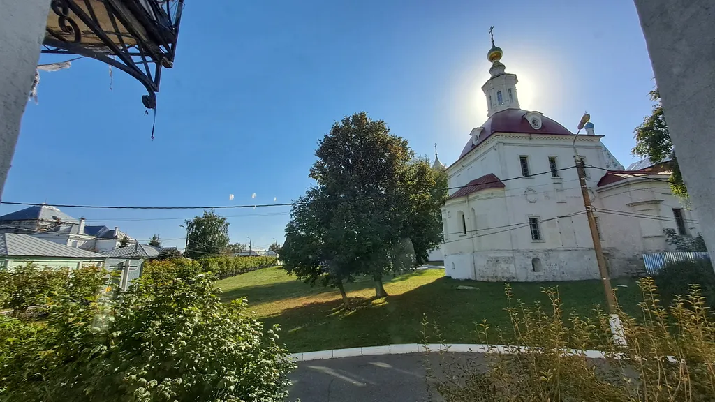 Студия у Соборной площади Кремля