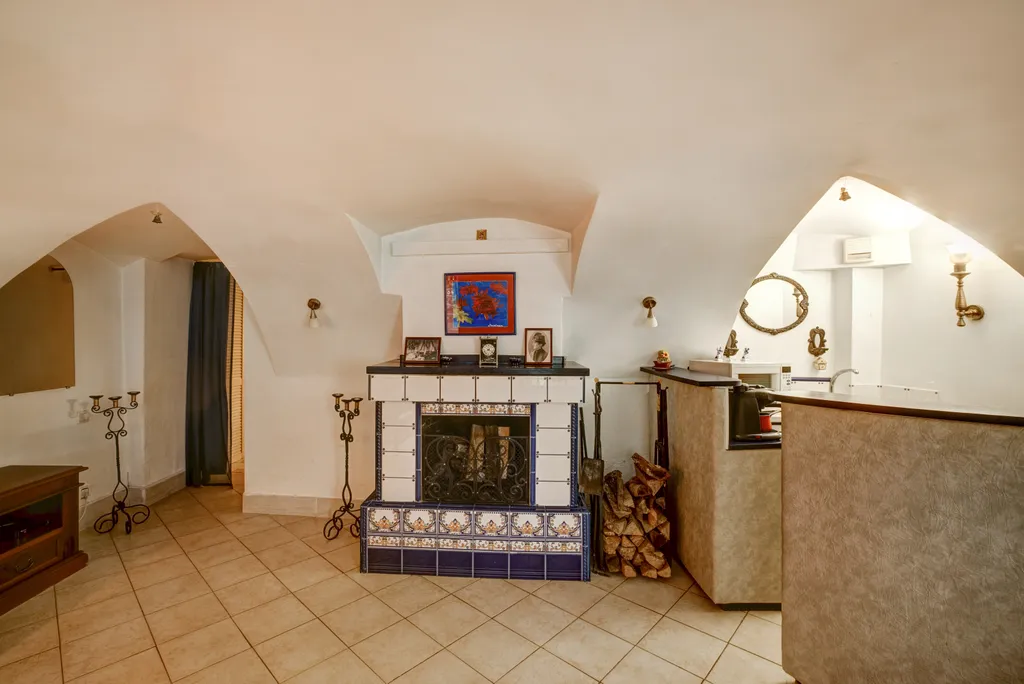 Старинный дом купцов Храниловых