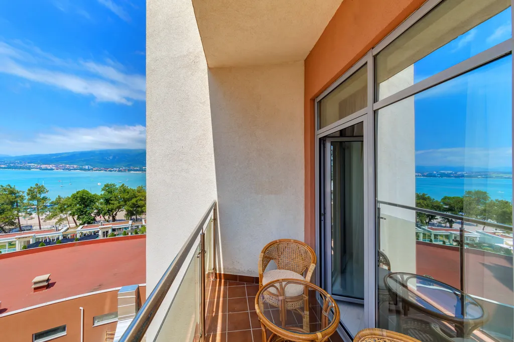 Апартаменты Афина с видом на море в Акватории