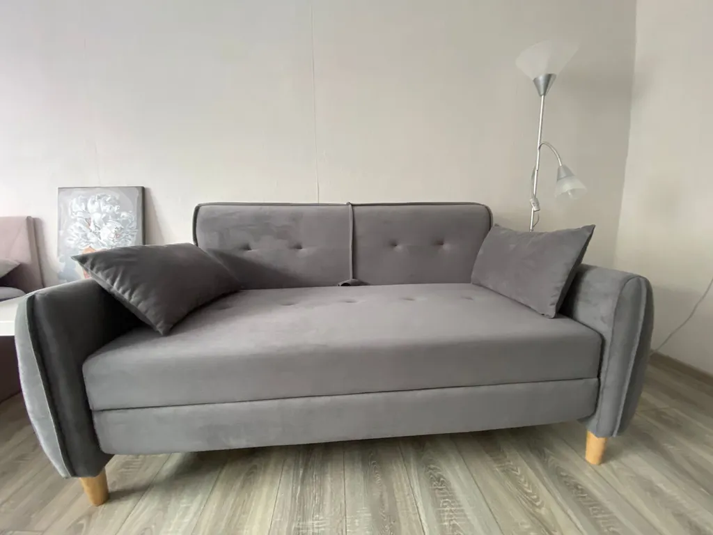 Уютная квартира с видом на цветущий двор