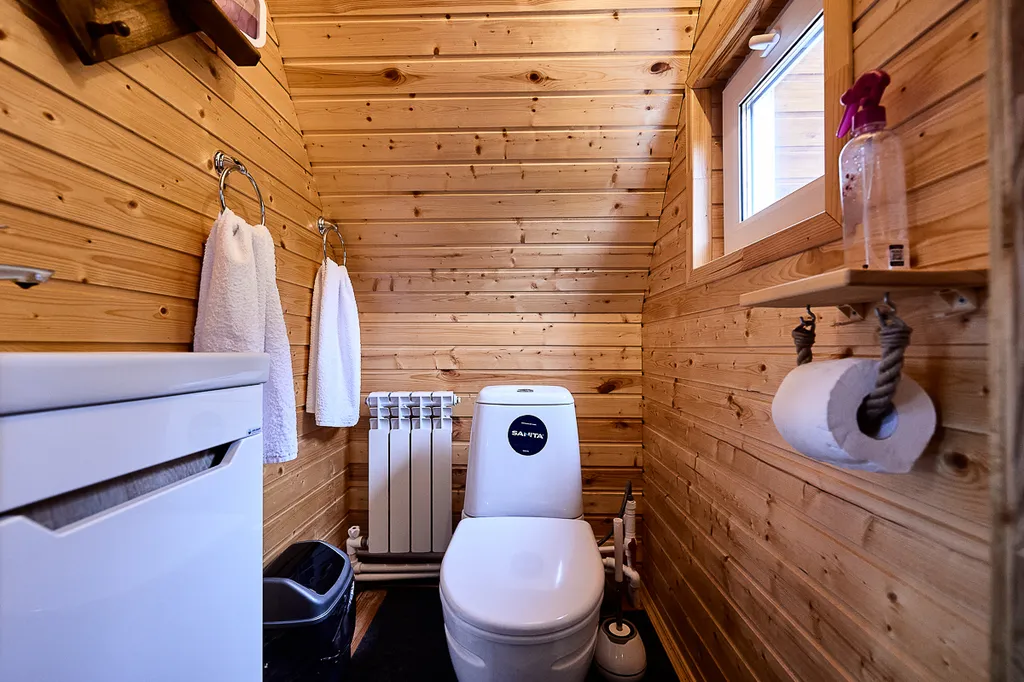 Домик с бассейном Арик