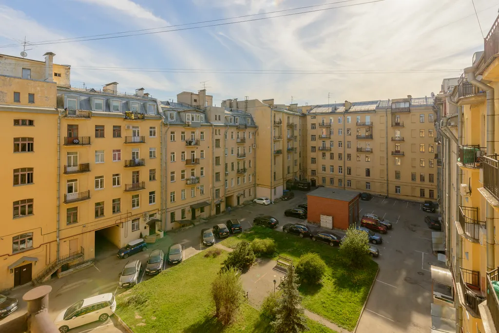 Маленький Париж в Петербурге