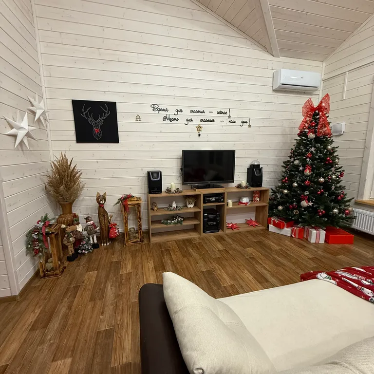 Коттедж Уютный современный дом с террасой и банным чаном на участке 17 соток — аренда посуточно в Клин