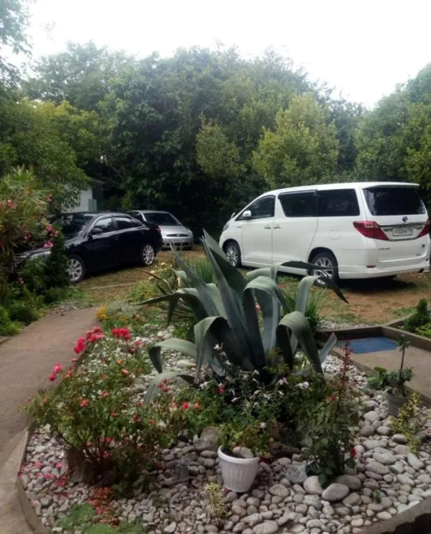 Коттедж Коттедж Комфортное жильё для отдыха — Беранда