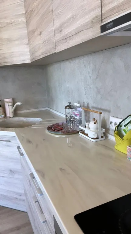 Шикарная квартира с современным ремонтом в цвете Тиффани