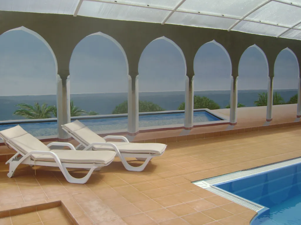 Уютный коттедж с бассейном с морской водой — аренда посуточно в Прибрежное