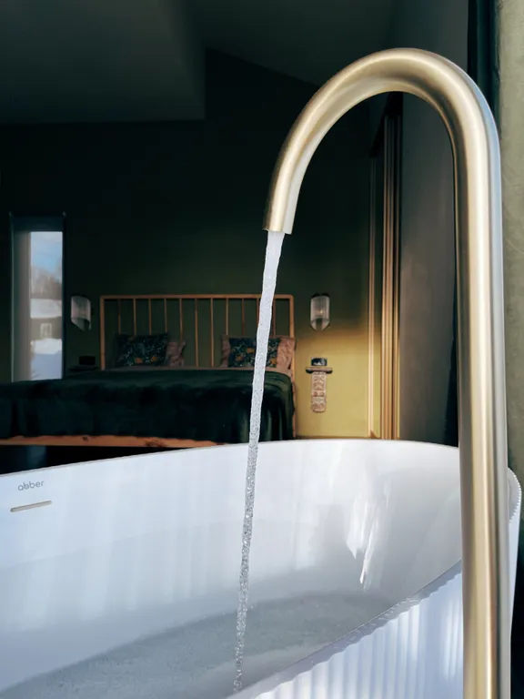 Дом с сауной и купелью с шикарным видом на озеро