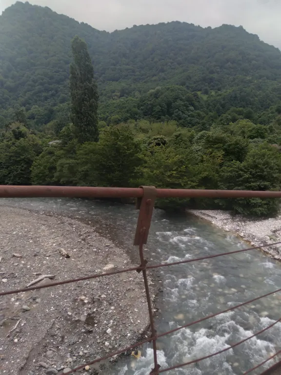 Дом среди гор