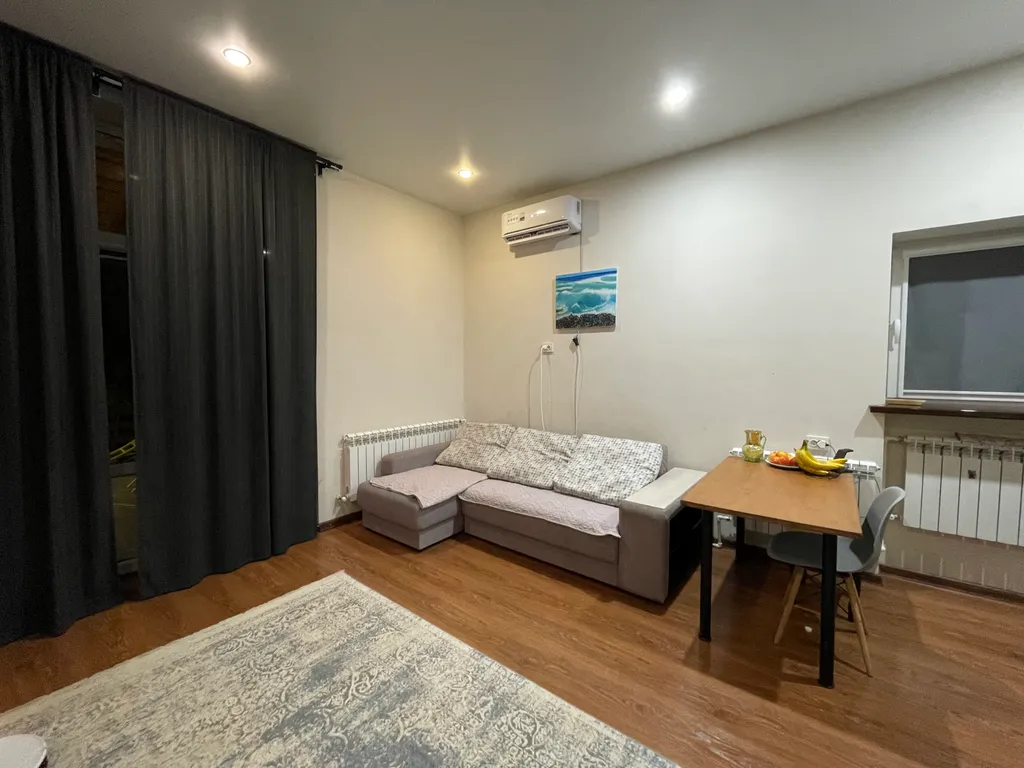 Домик с террасой