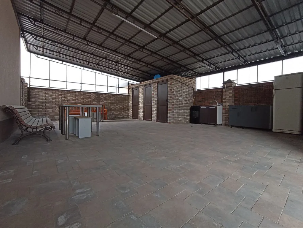 Просторный 5-местный уютный эконом